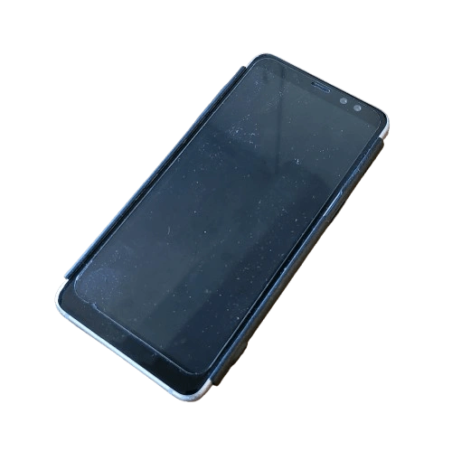 איך לדבר בטלפון ישירות ממכשיר השמיעה? המדריך המלא לנוחות ושמיעה איכותית